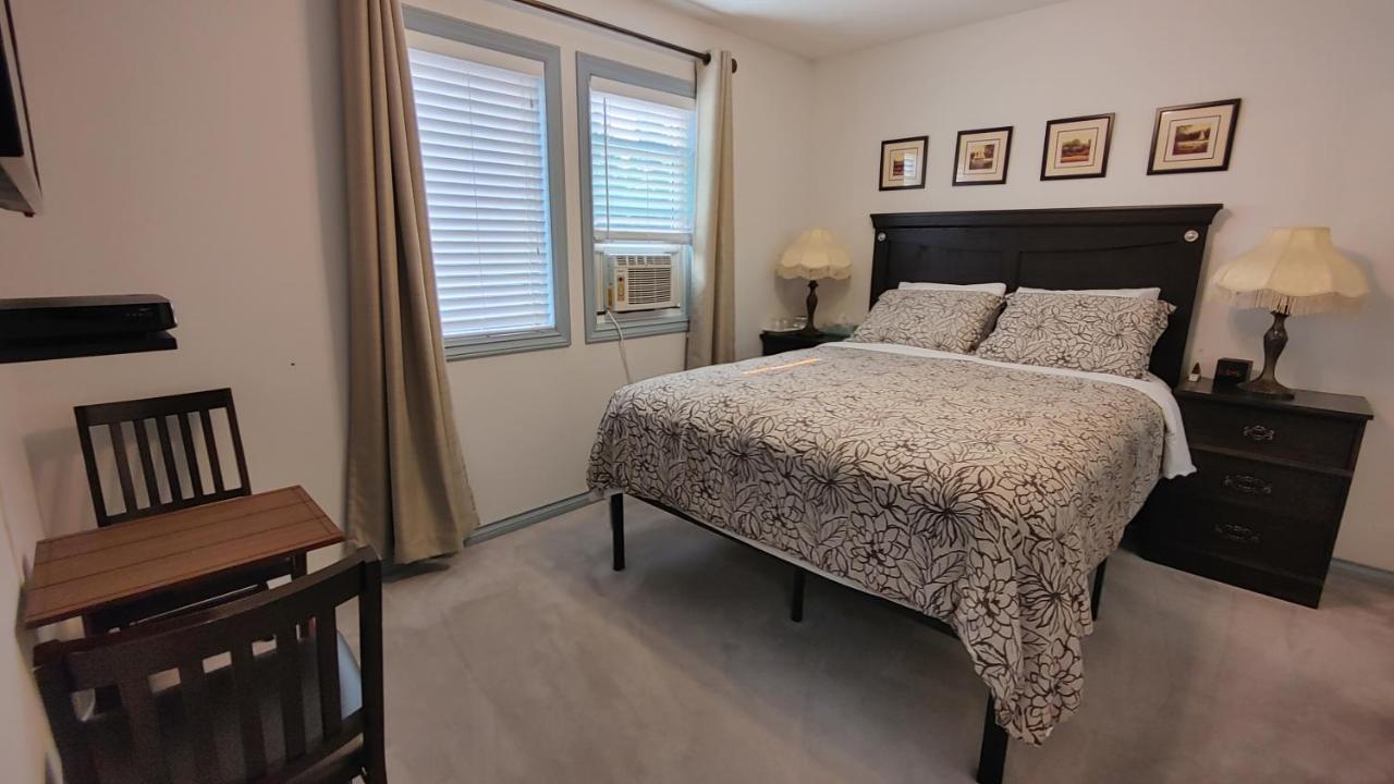 Cornerstone Bed And Breakfast Revelstoke Eksteriør billede