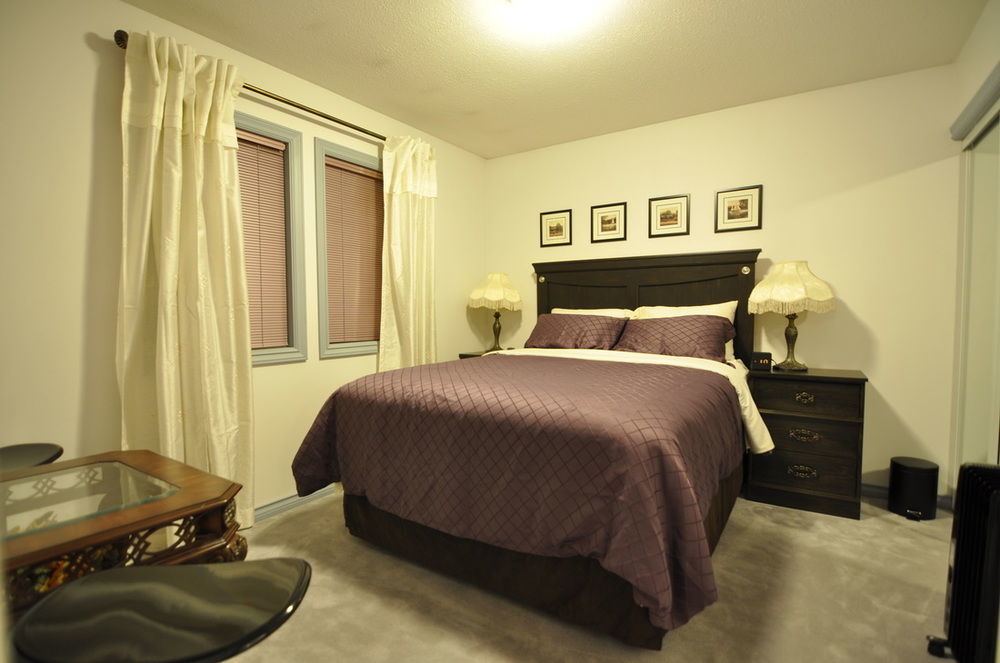 Cornerstone Bed And Breakfast Revelstoke Eksteriør billede